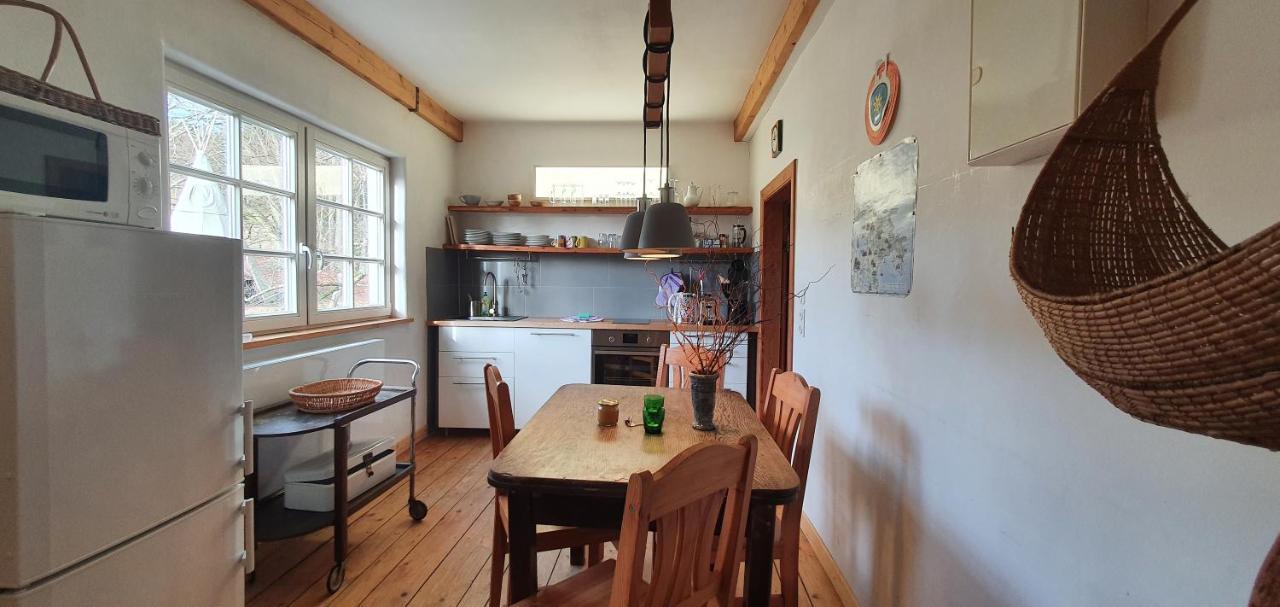 Apartment Vera, Naehe Binz In Traumhafter Alleinlage, 4-8 P. Zirkow Extérieur photo